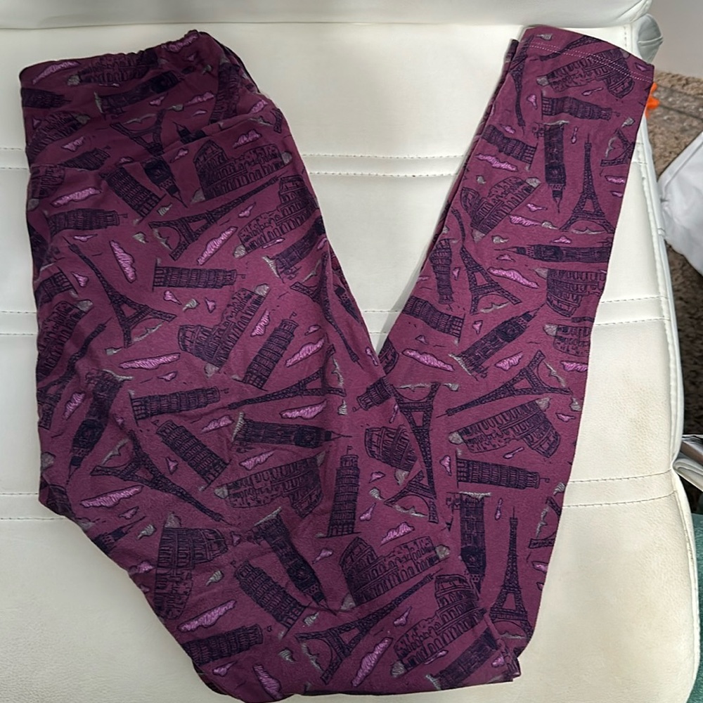 LuLaRoe purple travel monument leggings